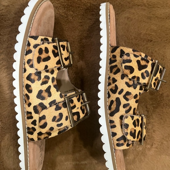 NWB Diba True Leopard Ponyhair Sandals - Picture 3 of 3